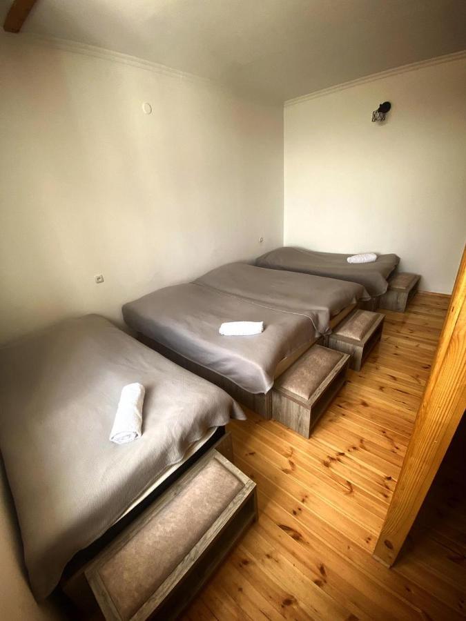 Guesthouse Data Mestia Exteriér fotografie