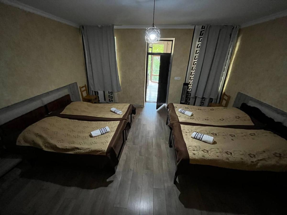 Guesthouse Data Mestia Exteriér fotografie