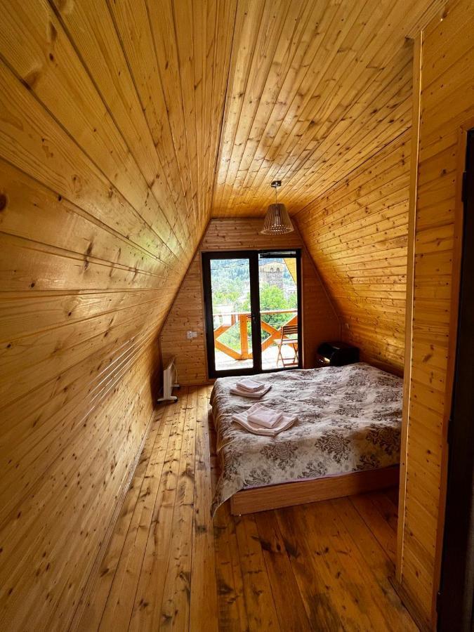 Guesthouse Data Mestia Exteriér fotografie
