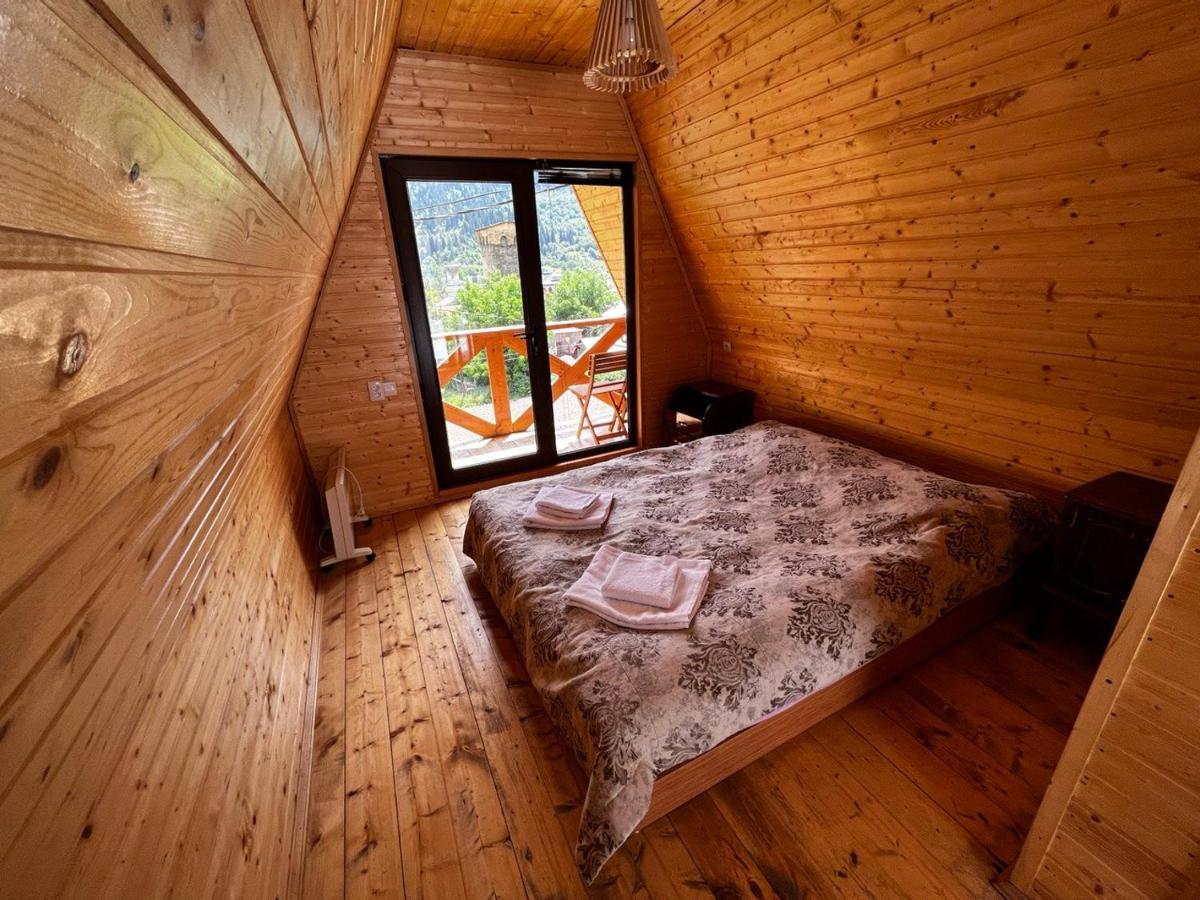 Guesthouse Data Mestia Exteriér fotografie