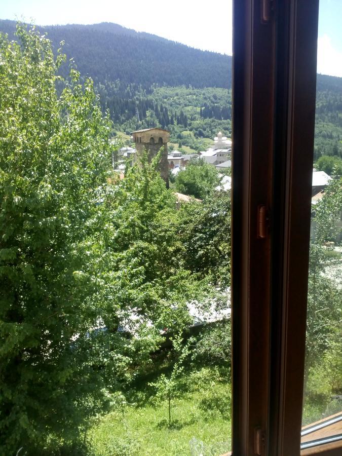 Guesthouse Data Mestia Exteriér fotografie